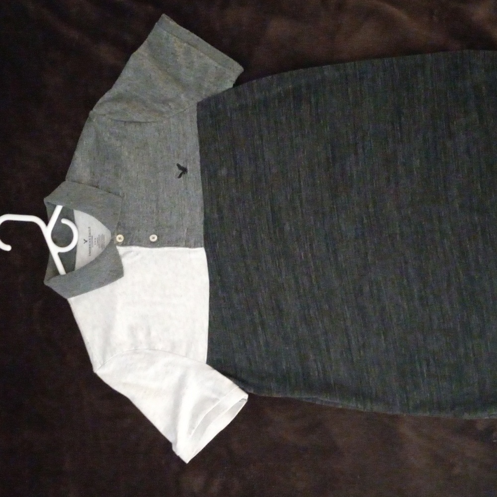 American Eagle t-shirt